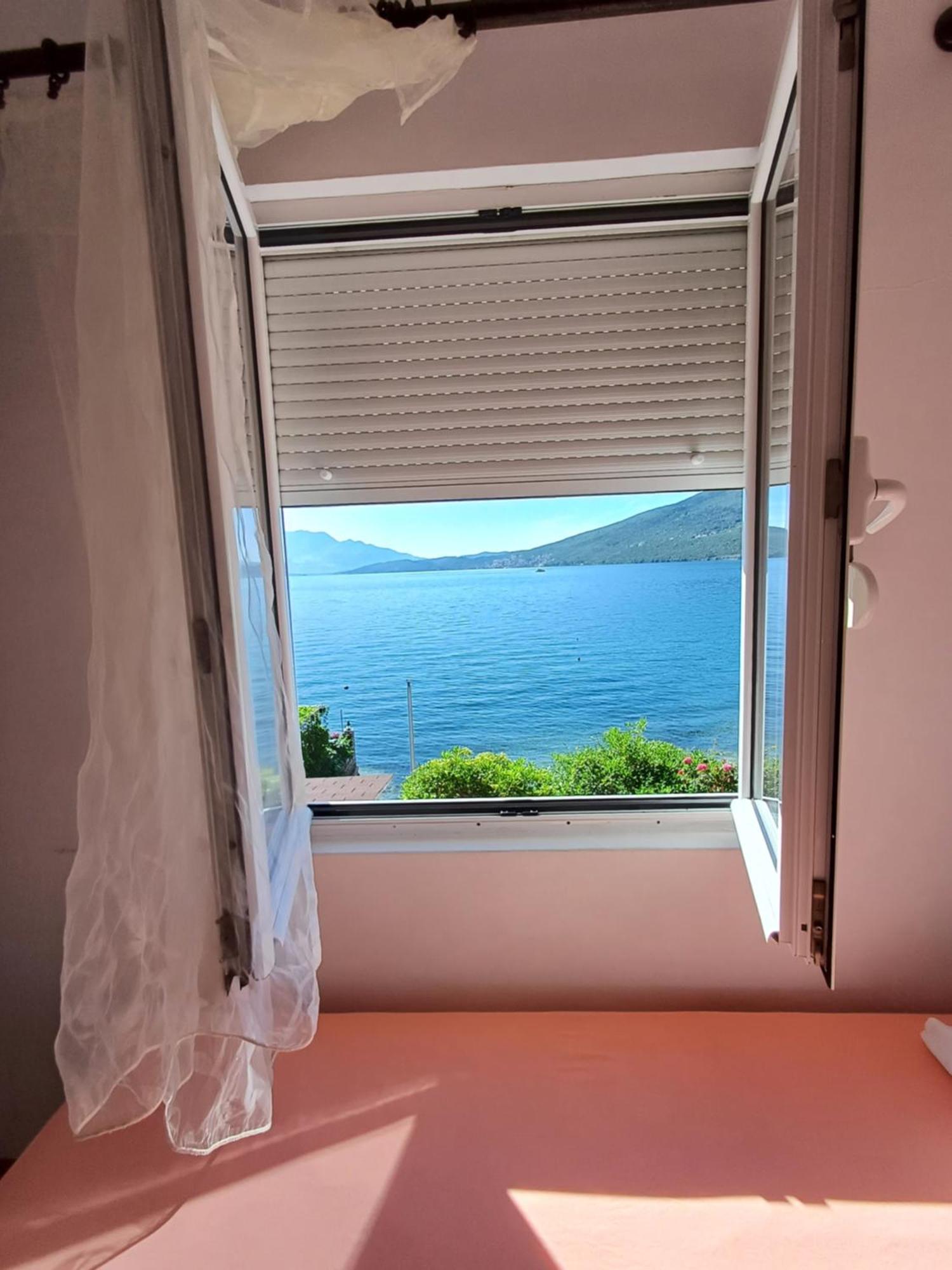 Apatments Stanojlovic Djenovic Apartment Herceg Novi Bagian luar foto