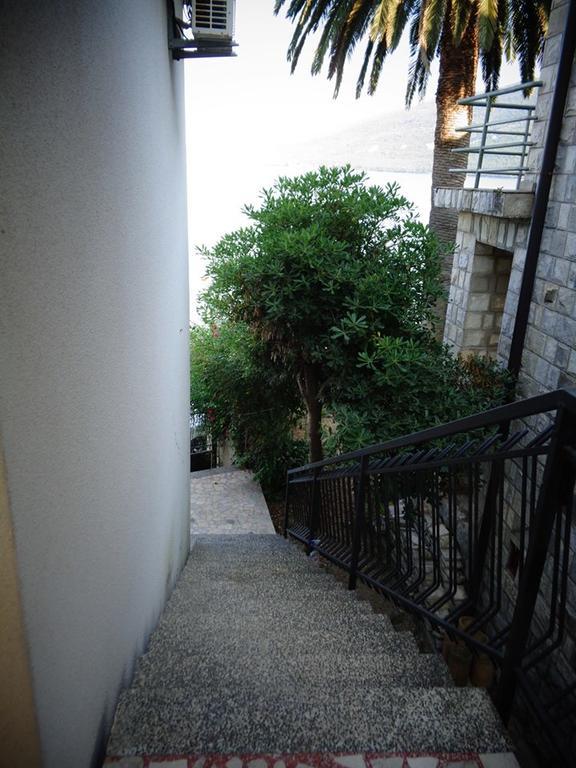Apatments Stanojlovic Djenovic Apartment Herceg Novi Bagian luar foto