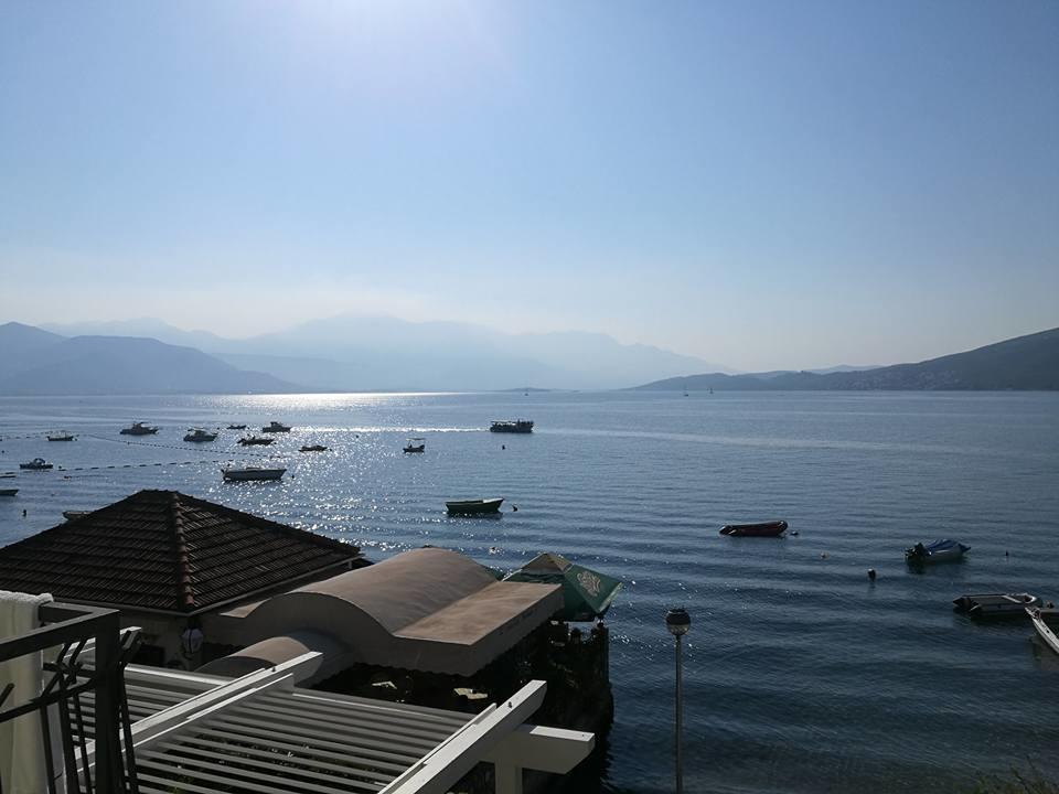 Apatments Stanojlovic Djenovic Apartment Herceg Novi Bagian luar foto